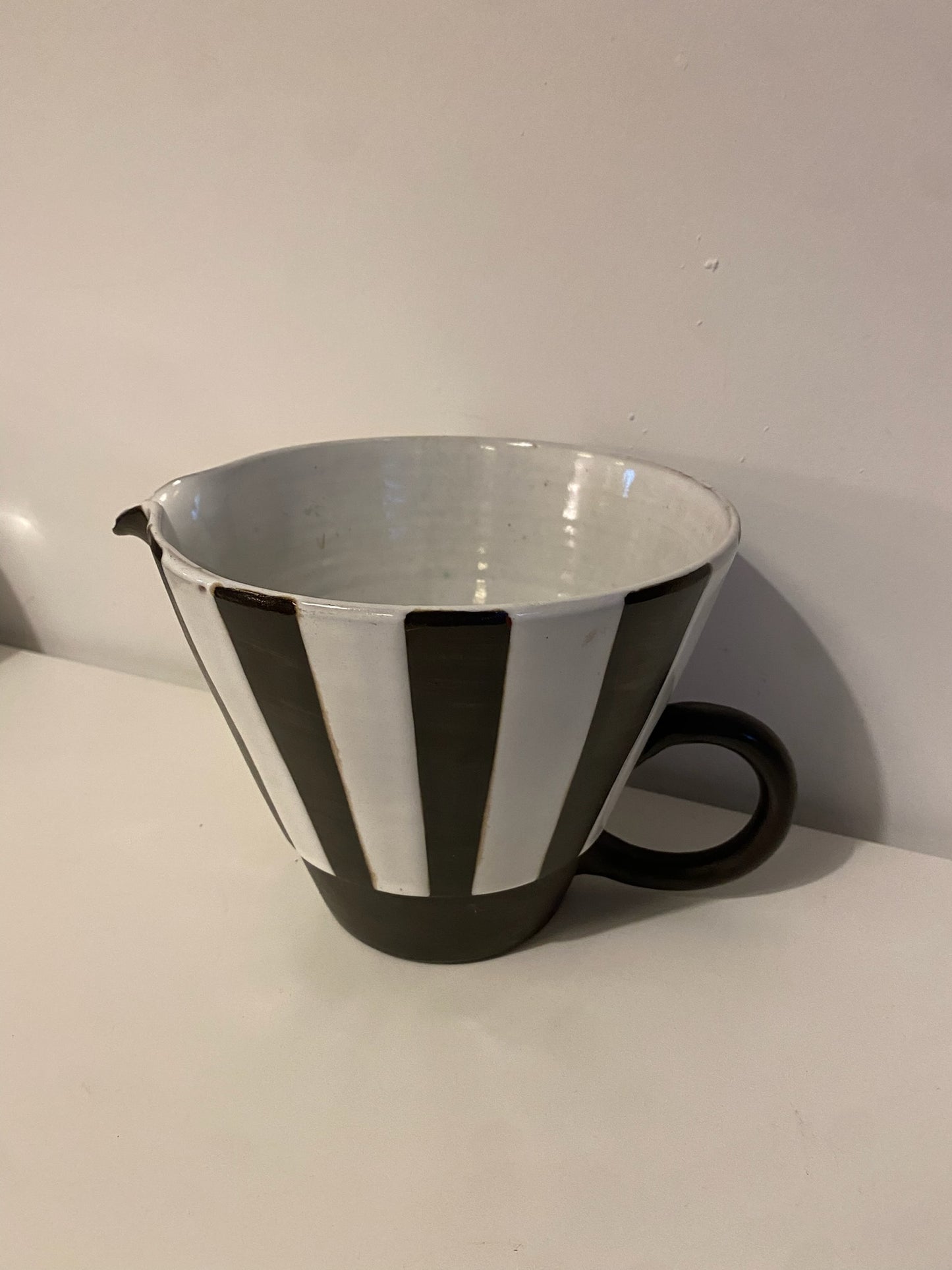 1950s "Pichet en terre cuite" Striped Coffee Cup Set