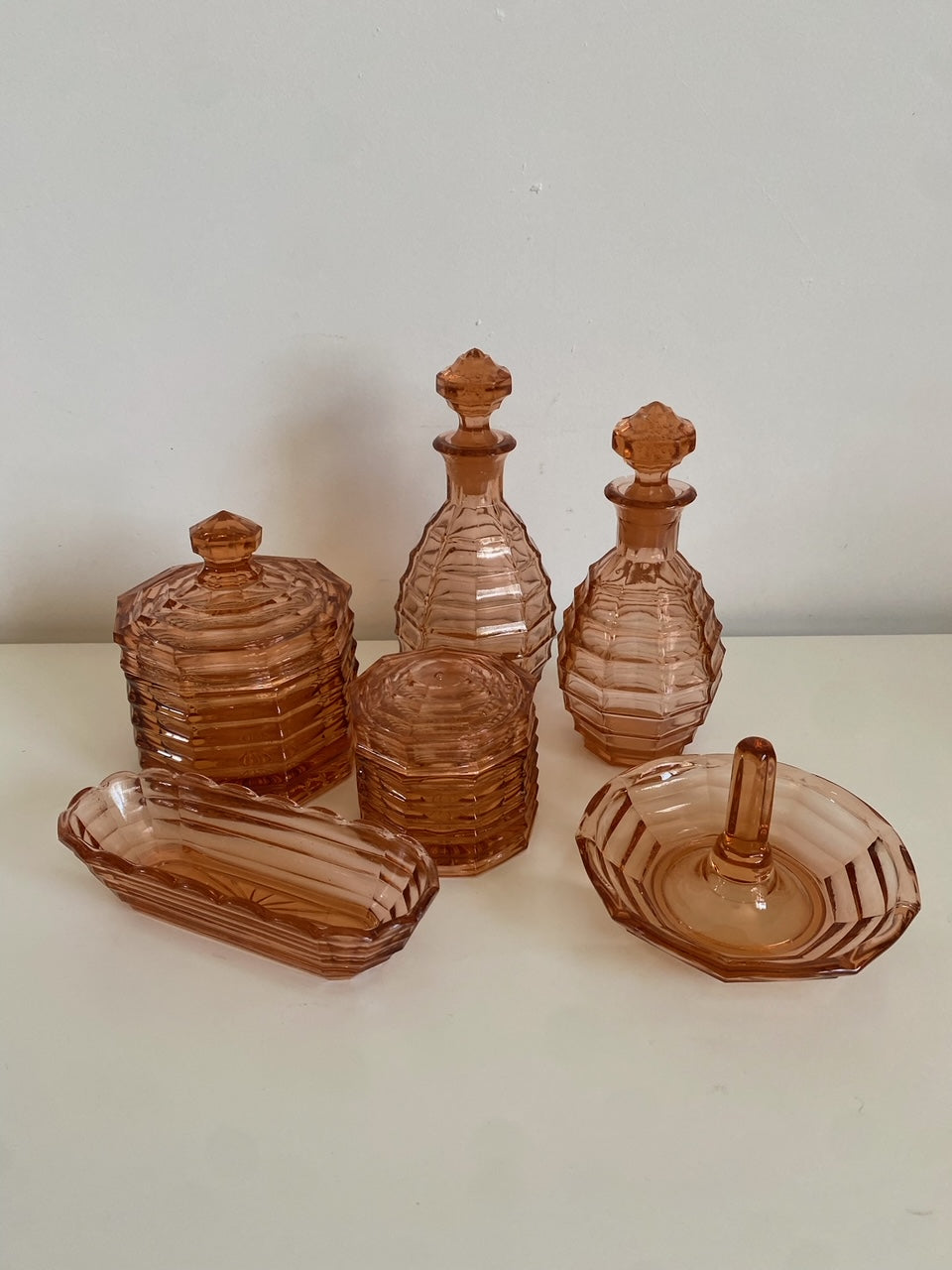 "Ensemble de toilette" Rose-Coloured Complete Glass Set