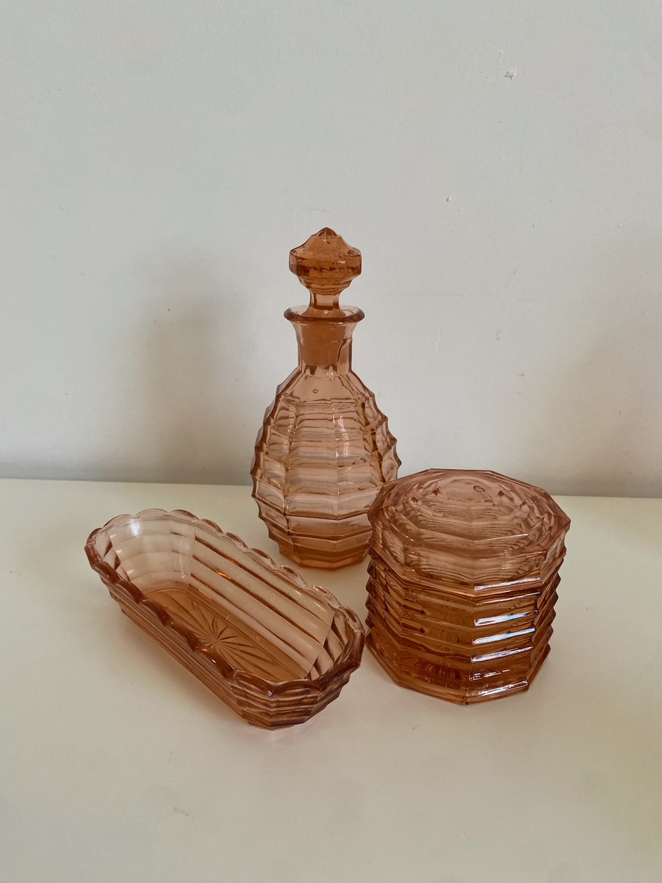 "Ensemble de toilette" Rose-Coloured Complete Glass Set